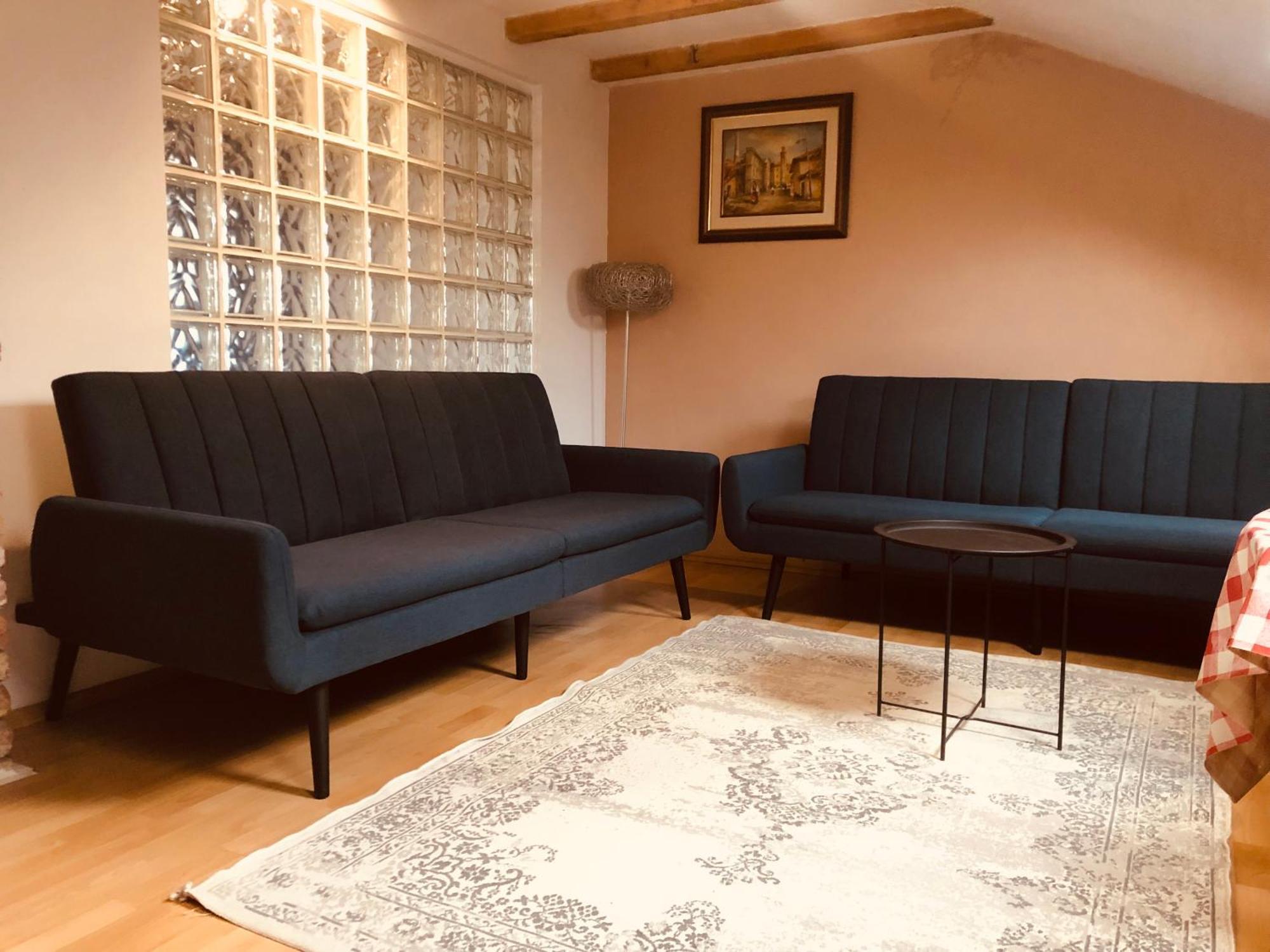 Central Apartment Prishtine Bagian luar foto
