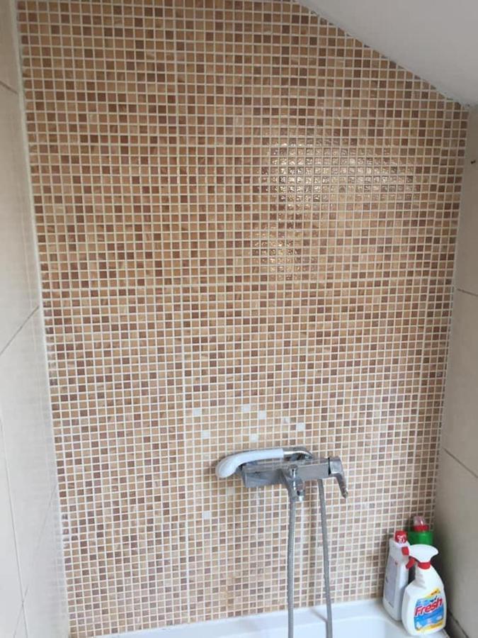 Central Apartment Prishtine Bagian luar foto